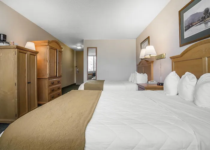 6 Rawlins, Wy Lodge
