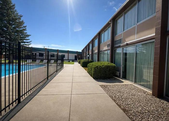 6 Rawlins, Wy *